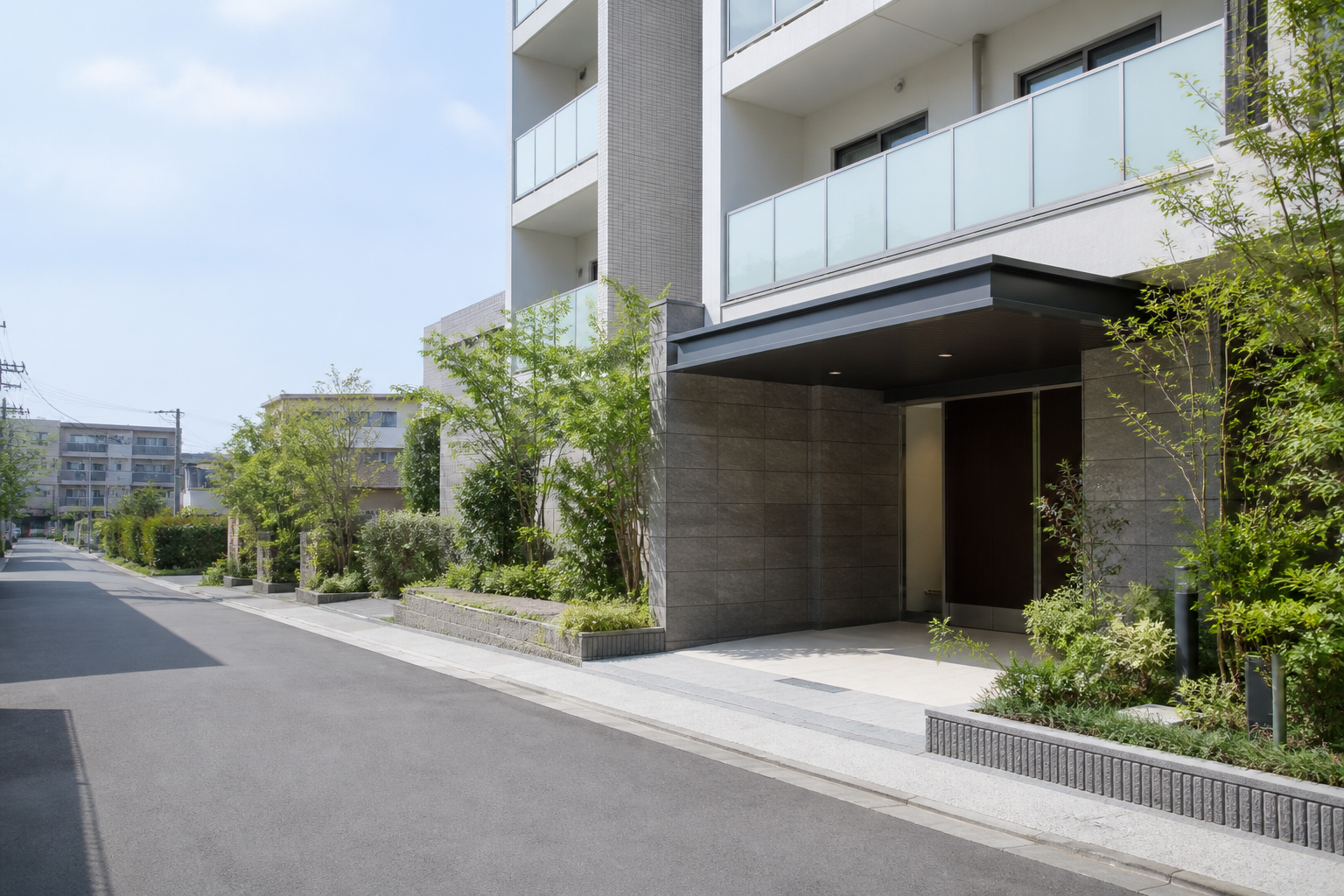 不動産サイトのイメージとなる現代的な住宅外観